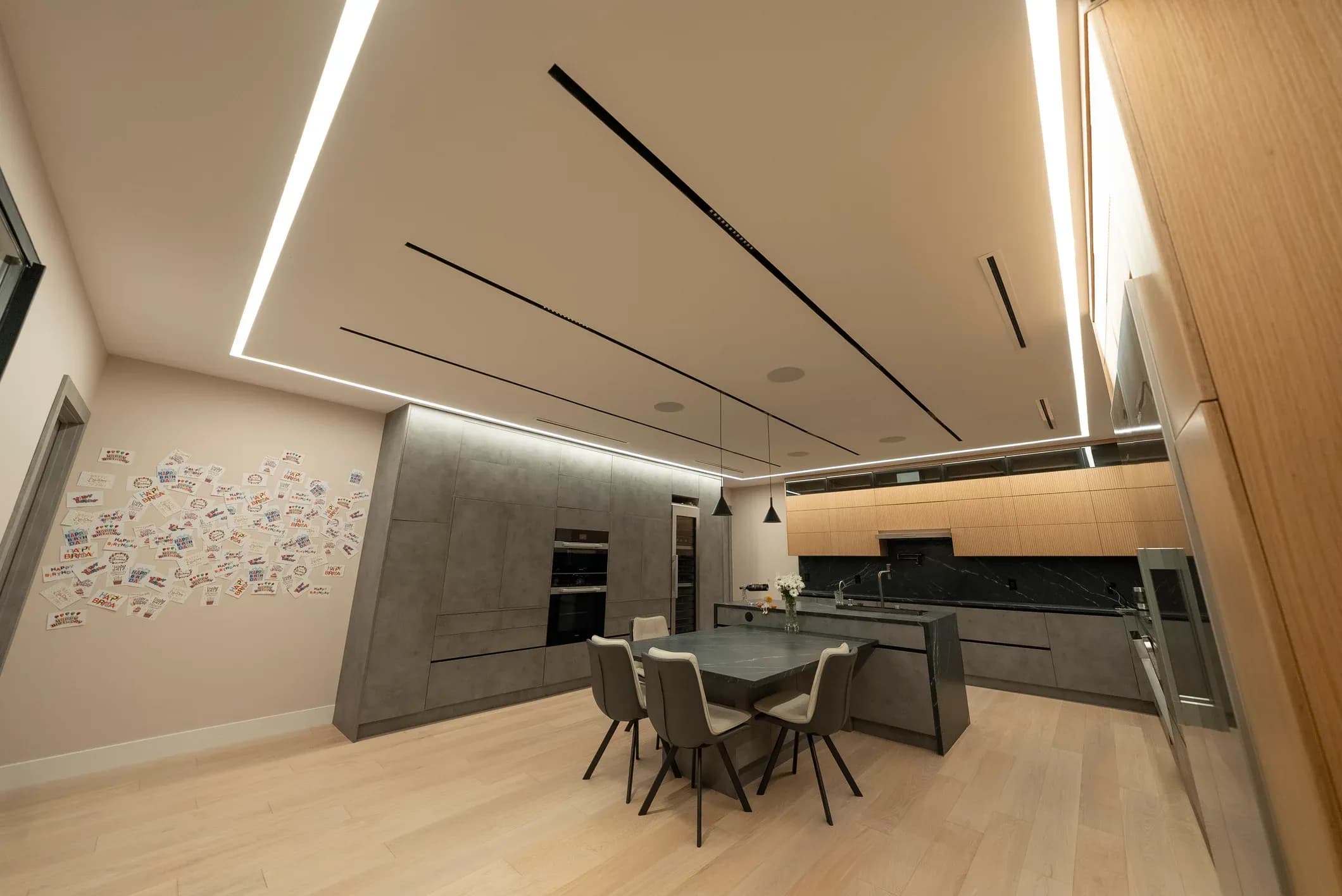Luxurious Lighting Transformation with MAGfinity Track System