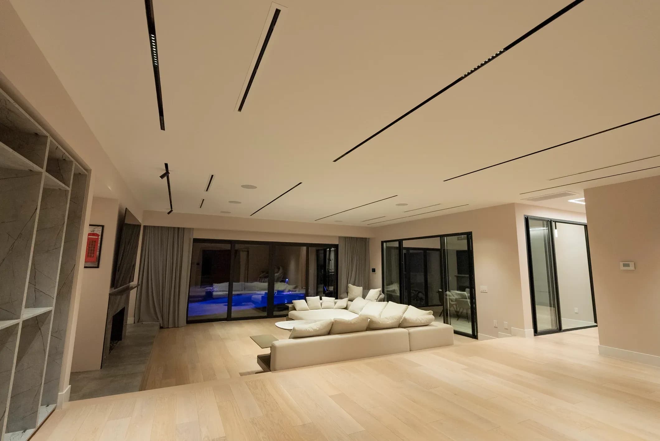 Luxurious Lighting Transformation with MAGfinity Track System