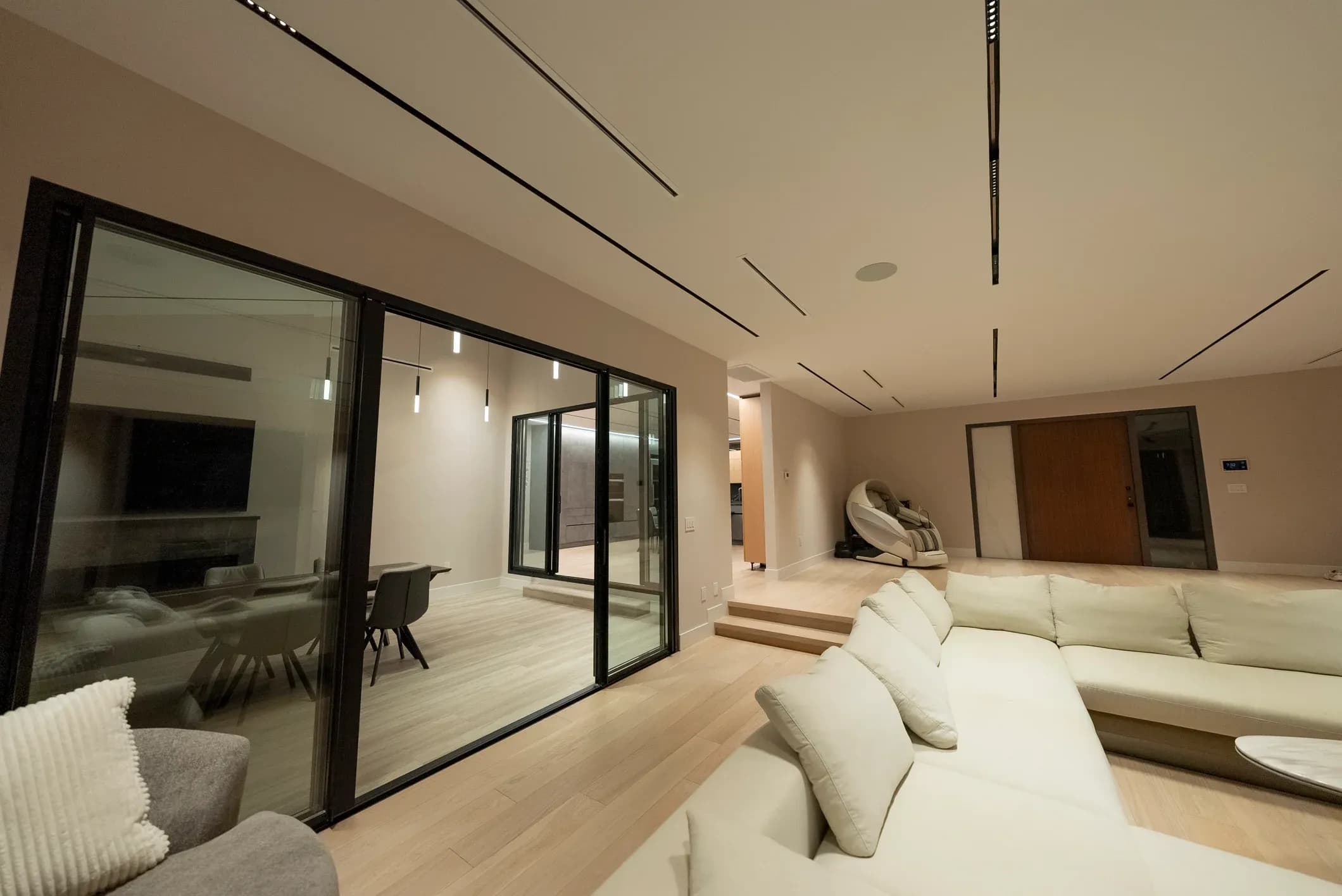 Luxurious Lighting Transformation with MAGfinity Track System